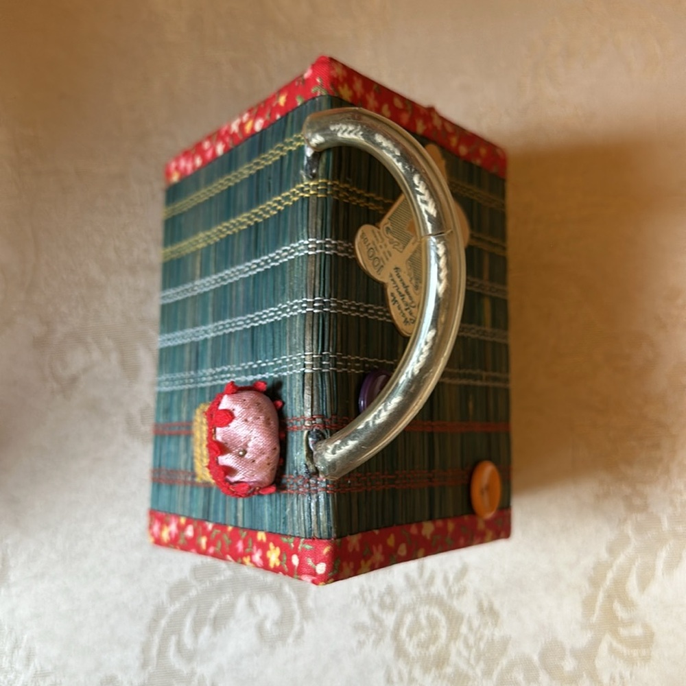 Vintage 1950s Straw Work sewing box from Japan in EUC - Picture 7 of 12